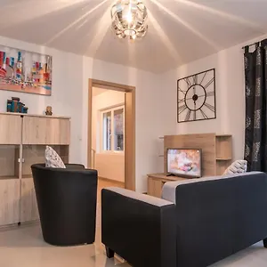  Appartement Domaine Les Mésanges France